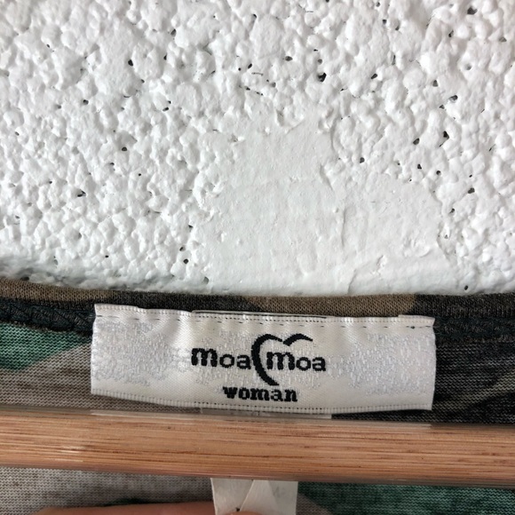 Moa Moa Camo studded top sz: 2X - Picture 3 of 5